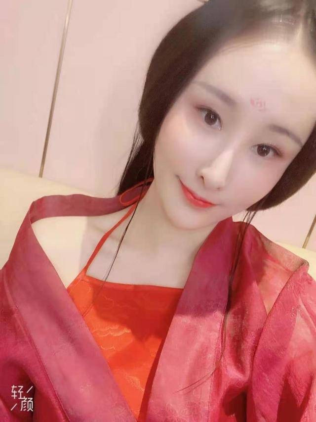 杭州萧山汉服蕊儿踩雷 天坑